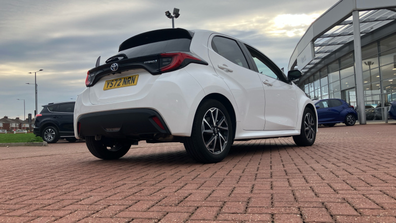 Toyota Yaris 1.5 Hybrid Design 5dr CVT Hybrid Hatchback